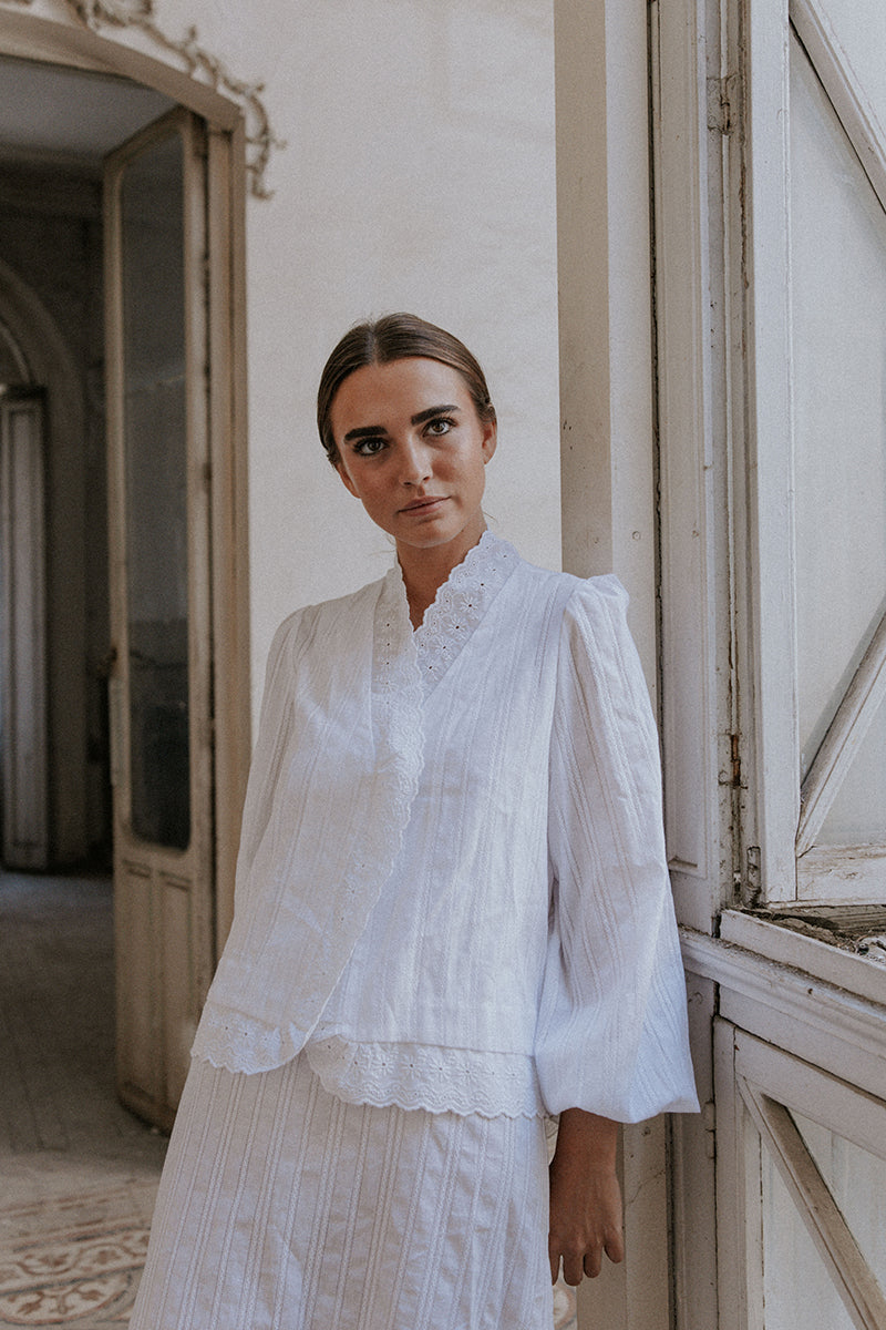 Nightgown and robe set