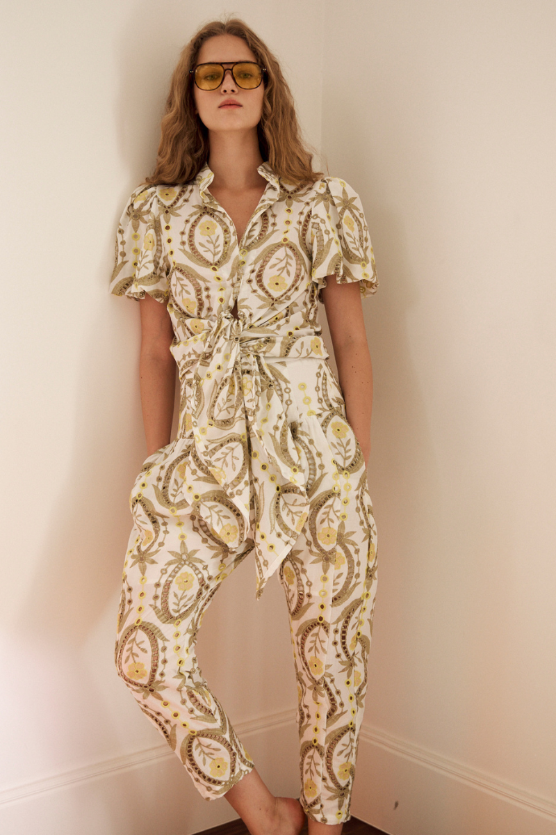 Total Look Pilar Bordados Caqui
