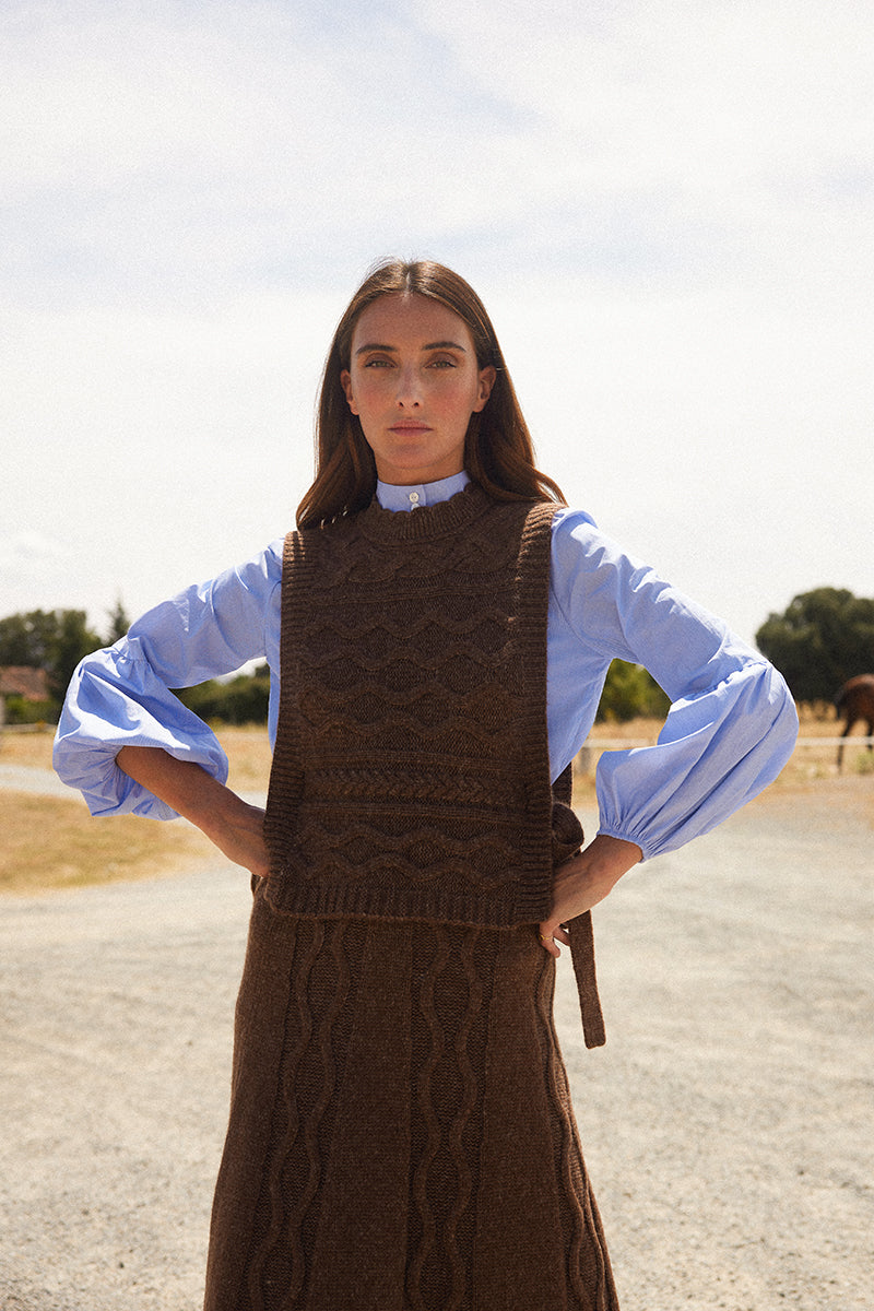 brown figure eight vest