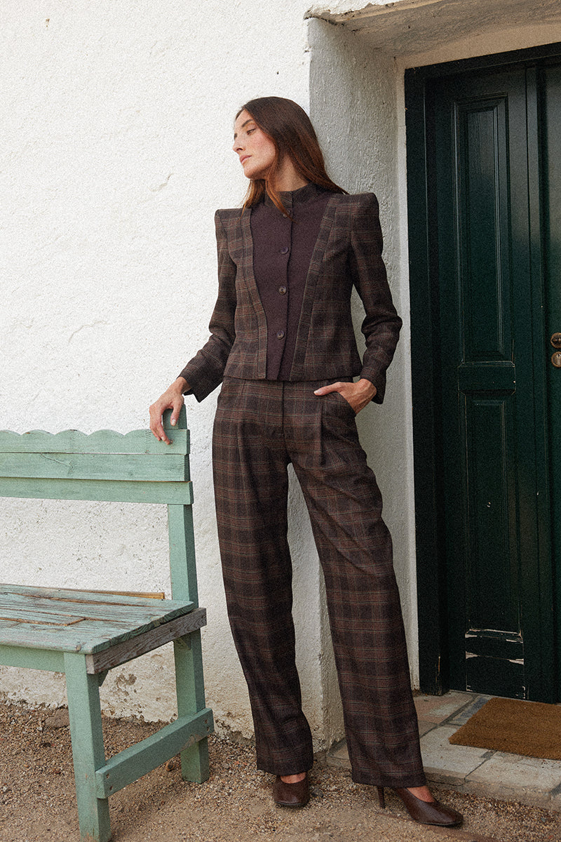 Vega Berenjena Trousers