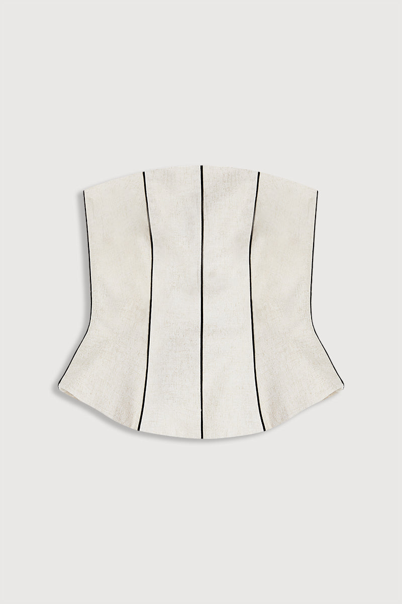 Top color crema con detalles en negro